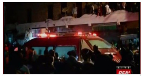 Vidéo – Grand-Yoff: Une découverte macabre dans un taxi-clando Vidéo – Grand-Yoff: Une découverte macabre dans un taxi-clando