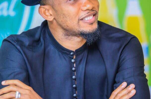 Accusé de se dépigmenter, Samuel Eto’o réagit : « Je suis … »