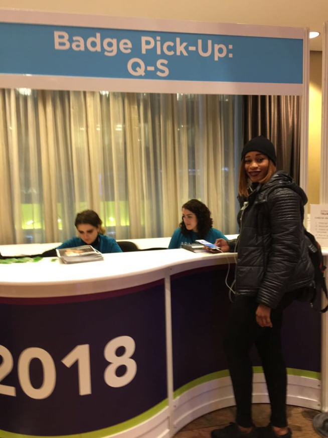 APAP NY 2018: Aida Samb avec le Label New African Production de Birane dans le Hall de Hilton Hotel APAP NY 2018: Aida Samb avec le Label New African Production de Birane dans le Hall de Hilton Hotel