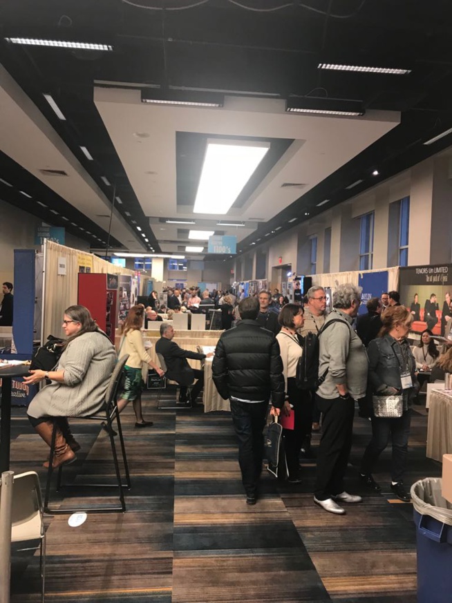 APAP NY 2018: Aida Samb avec le Label New African Production de Birane dans le Hall de Hilton Hotel APAP NY 2018: Aida Samb avec le Label New African Production de Birane dans le Hall de Hilton Hotel