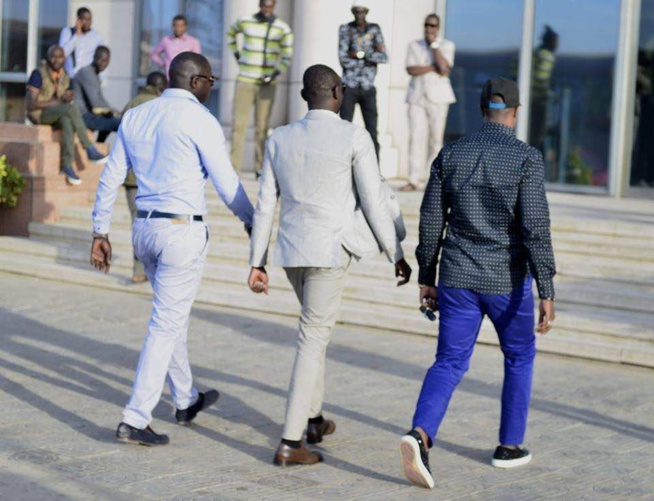 LAGRANDE NUIT DE LA JEUNESSE: Cheikh Sarr ZIK FM et Ousmane Diop au grand theatre avec Pape Diouf le 16 février. REGARDEZ