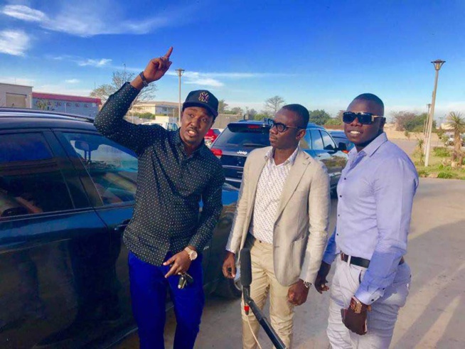 LAGRANDE NUIT DE LA JEUNESSE: Cheikh Sarr ZIK FM et Ousmane Diop au grand theatre avec Pape Diouf le 16 février. REGARDEZ