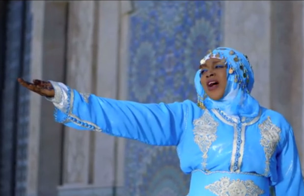 Baptême de son bébé: Amy Colle Dieng chante les louanges du prophète PSL Baptême de son bébé: Amy Colle Dieng chante les louanges du prophète PSL