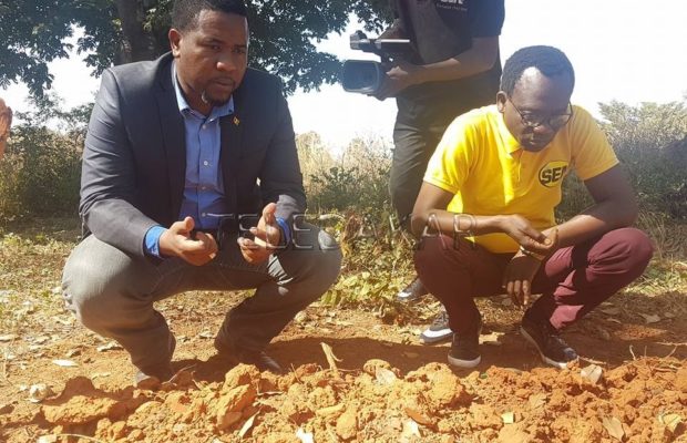 Bougane Gueye Dany se recueille aux tombes des victimes de … Bougane Gueye Dany se recueille aux tombes des victimes de …