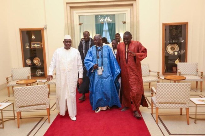 Serigne Cheikh Ndiguel Fall a rendu visite à Macky Sall