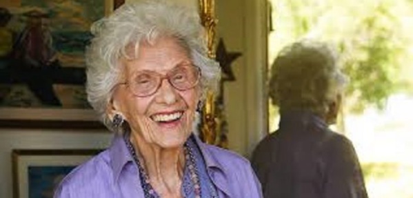 Cinéma: Connie Sawyer, la plus vieille actrice au monde décède à 105 ans