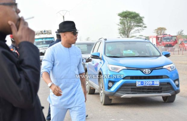 El Hadji Diouf « On ne négocie pas avec les bandits » El Hadji Diouf : « Ce que je veux dire à Thione… » El Hadji Diouf « On ne négocie pas avec les bandits » El Hadji Diouf : « Ce que je veux dire à Thione… »