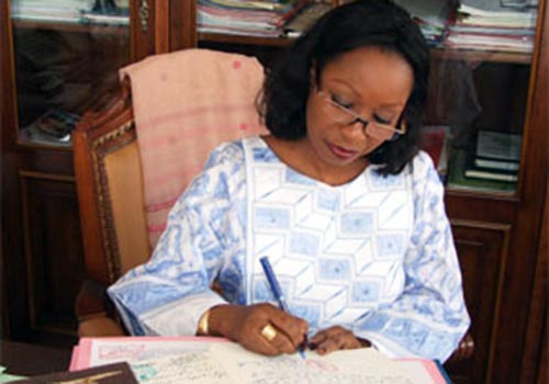 Données personnelles: 142 plaintes sur la table d'Awa Ndiaye Données personnelles: 142 plaintes sur la table d'Awa Ndiaye