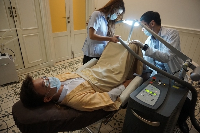 Thaïlande: Cette mode au blanchiment du pénis des hommes qui inquiète les autorités Thaïlande: Cette mode au blanchiment du pénis des hommes qui inquiète les autorités
