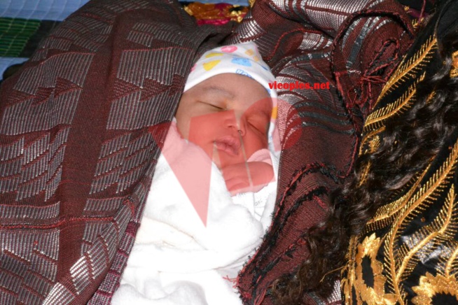 Mbacké Dioum donne le nom de son fils à Youssou Ndour et du feu producteur de la série idole Moussa Gueye Mbacké Dioum donne le nom de son fils à Youssou Ndour et du feu producteur de la série idole Moussa Gueye