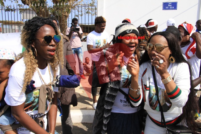 Les images de l'arrivé du nouveau Président Libérien George Whea avec le Président Macky Sall à Dakar. Les images de l'arrivé du nouveau Président Libérien George Whea avec le Président Macky Sall à Dakar.