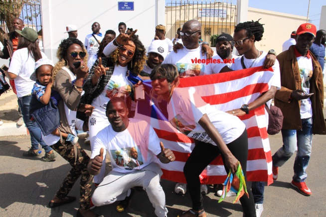 Les images de l'arrivé du nouveau Président Libérien George Whea avec le Président Macky Sall à Dakar.