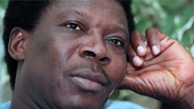 Le "playboy"Babani Cissokho qui a 'Door marteau' 242 millions de dollars à une banque `Door marteau = sourité Le "playboy"Babani Cissokho qui a 'Door marteau' 242 millions de dollars à une banque `Door marteau = sourité