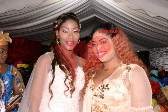 BAPTEME: Regardez le "SANGNE SÉ" époustouflant de la seconde douce moitié du transitaire Lamine Ndao. BAPTEME: Regardez le "SANGNE SÉ" époustouflant de la seconde douce moitié du transitaire Lamine Ndao.