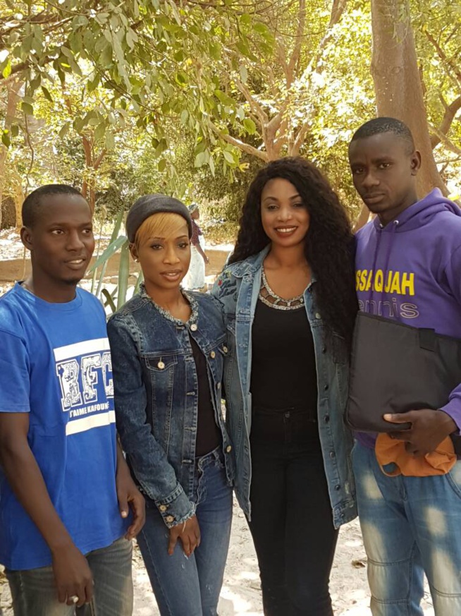 L'association de Jeunes de Kafountine en compagnie du Groupe Safari à leur Festival.