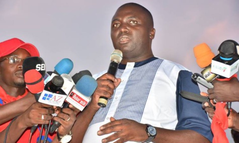 Bamba Fall tresse les lauriers à Macky Sall : "Vous êtes, un homme généreux, un président très proche de son peuple" Bamba Fall tresse les lauriers à Macky Sall : "Vous êtes, un homme généreux, un président très proche de son peuple"