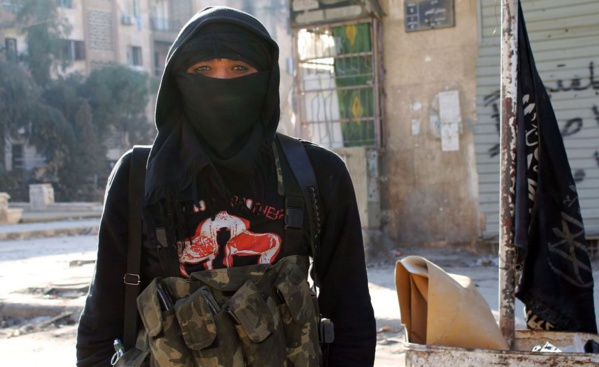 Ciré Sagna, la sœur de la présumée Jihadiste, Aïda Sagna, brise le silence et fait des révélations Ciré Sagna, la sœur de la présumée Jihadiste, Aïda Sagna, brise le silence et fait des révélations