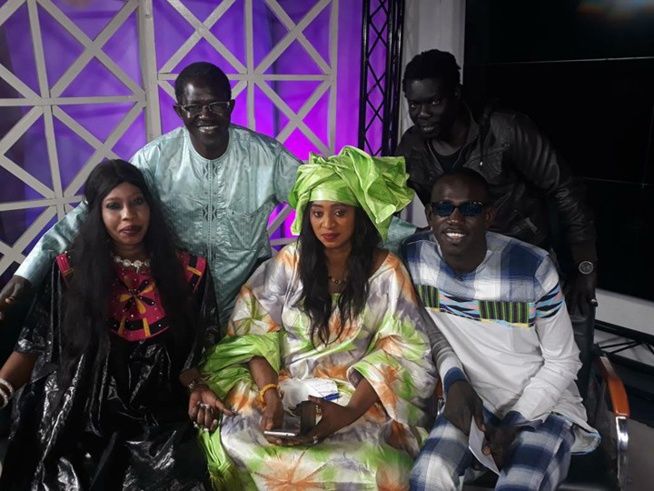 Molo BA de la  RTF radio télé fulbe en compagnie des animateurs de la 2STV.