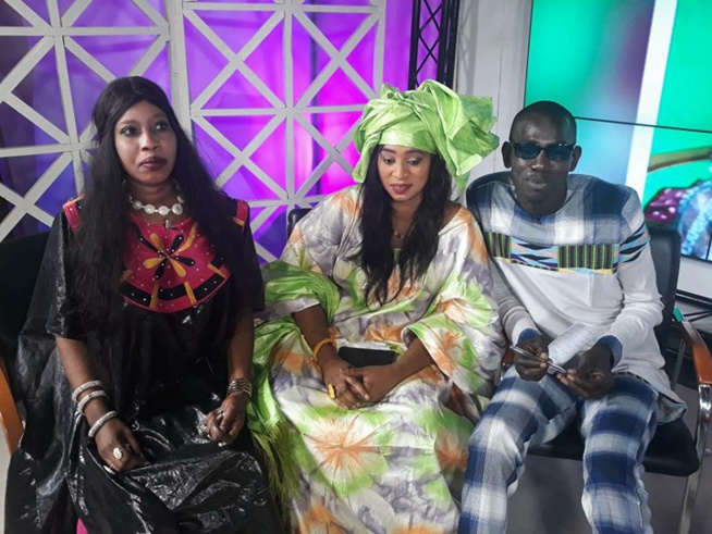 Molo BA de la  RTF radio télé fulbe en compagnie des animateurs de la 2STV.