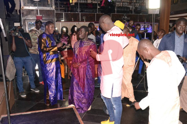 ANNIVERSAIRE Demba Guissé, Baba Maal et Pape Diouf en guest star au Five sur la Rte des Almadies. ANNIVERSAIRE Demba Guissé, Baba Maal et Pape Diouf en guest star au Five sur la Rte des Almadies.