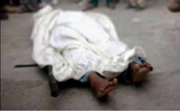 Un enfant de 7 ans égorgé, ses deux pieds ligotés dans un… Un enfant de 7 ans égorgé, ses deux pieds ligotés dans un…