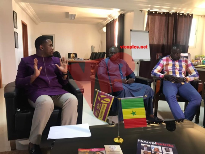 EXCLUSIFVIPEOPLES: Assane Ndiaye Baol production présente ses excuses chez Clédor Guéye le patron de BOSS organisateur du combat Ama Baldé Papa Sow. EXCLUSIFVIPEOPLES: Assane Ndiaye Baol production présente ses excuses chez Clédor Guéye le patron de BOSS organisateur du combat Ama Baldé Papa Sow.