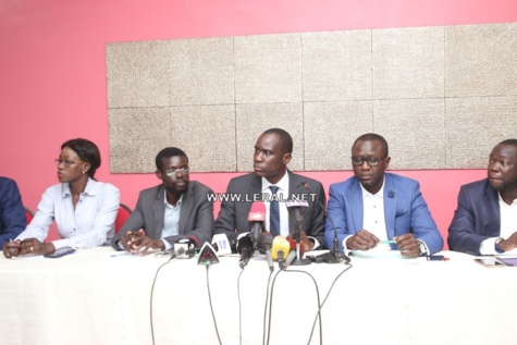 "Après six ans d'exercice du pouvoir, le Président Macky Sall a échoué, sur toute la ligne..." (Jeunes du Rewmi) "Après six ans d'exercice du pouvoir, le Président Macky Sall a échoué, sur toute la ligne..." (Jeunes du Rewmi)
