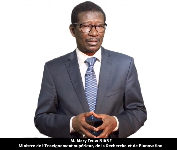 Mary Teuw Niane aux étudiants de l'Ufr des lettres de Ziguinchor : "la question de l’emploi des jeunes constitue une préoccupation centrale dans les actions du Gouvernement Mary Teuw Niane aux étudiants de l'Ufr des lettres de Ziguinchor : "la question de l’emploi des jeunes constitue une préoccupation centrale dans les actions du Gouvernement