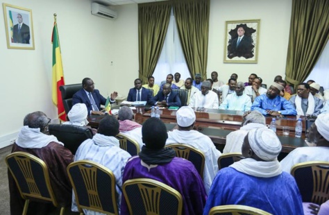 Macky Sall a reçu en audience des chefs religieux de la région de Louga Macky Sall a reçu en audience des chefs religieux de la région de Louga