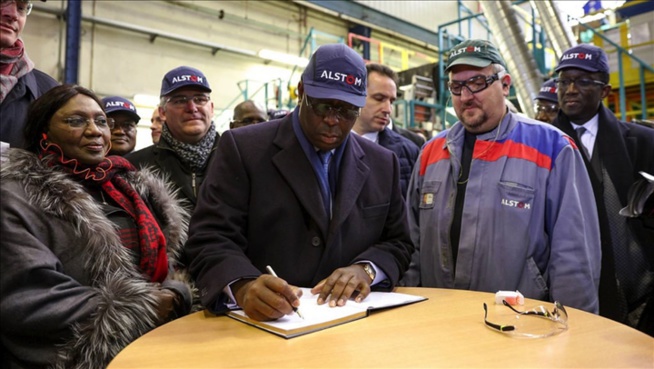 50.000 lampadaires solaires : Après Alstom, Eiffage et le groupe du Lot et Garonne au cœur d’un contrat pharaonique de 87 millions d'euros avec le Sénégal