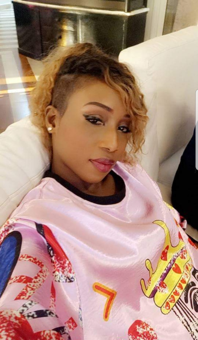 Maria Cissé du Groupe SAFARI DANS SON NEW LOOK avant la sortie de leur vidéo clip qui explosera la toile. WAIT AND SEE. Maria Cissé du Groupe SAFARI DANS SON NEW LOOK avant la sortie de leur vidéo clip qui explosera la toile. WAIT AND SEE.