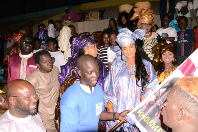 LUTTE: Drapeau Mané Thioune fille de Cheikh Béthio, la MGC de Bamba Faye réussit le pari de la mobilisation. LUTTE: Drapeau Mané Thioune fille de Cheikh Béthio, la MGC de Bamba Faye réussit le pari de la mobilisation.