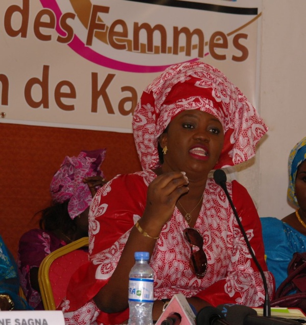 Macky Sall bombarde Yaye Fatou Diagne Mboup à la tête du Programme de Promotion de la Micro-finance Islamique au Sénégal Macky Sall bombarde Yaye Fatou Diagne Mboup à la tête du Programme de Promotion de la Micro-finance Islamique au Sénégal