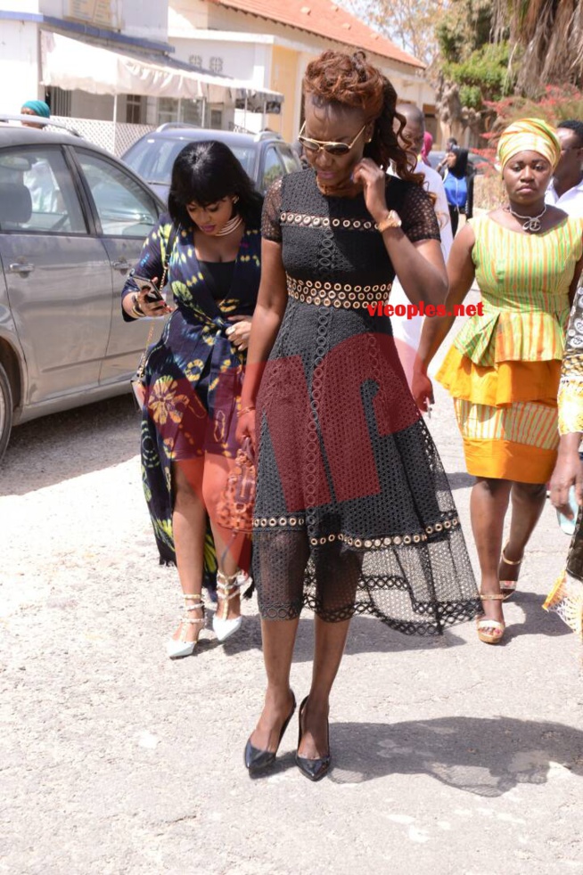 La Diva Coumba Gawlo en Conférence de presse sur le festival chant des linguères thèmes La Diva Coumba Gawlo en Conférence de presse sur le festival chant des linguères thèmes