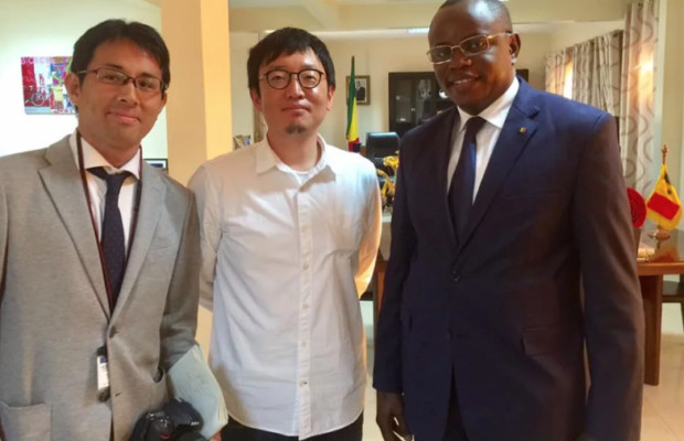 Mondial 2018 – Matar Bâ reçoit la presse japonaise pour… Mondial 2018 – Matar Bâ reçoit la presse japonaise pour…