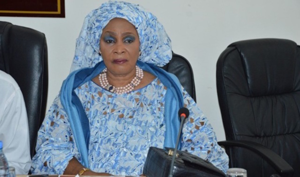 Affaire Aida Ndiongue : «La décision de la Crei ne remet pas en cause la décision rendue par la Cour Suprême» (: Ismaila Madior Fall, ministre de la Justice) Affaire Aida Ndiongue : «La décision de la Crei ne remet pas en cause la décision rendue par la Cour Suprême» (: Ismaila Madior Fall, ministre de la Justice)