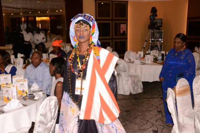 100 IMAGES: Dîner de gala festival "Chant des Linguères" avec Coumba Gawlo Seck au King Fahd Palace