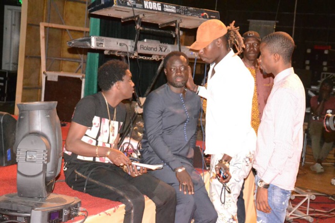 JOUR J SARGAL DJIGUENE avec Baye Ndiaye Albourakh Events: Waly Seck en mode Sound Check promet un spectacle de feu au Grand Theatre ce soir à Guichet Fermé.