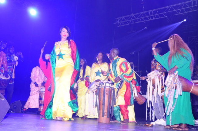 23H à PARIS ZENITH AVEC VIVIANE: Le chargé de production Moustapha Dieng SEN ART VISION, aurait- il réussi le pari de la mobilisation des 2500 places? 23H à PARIS ZENITH AVEC VIVIANE: Le chargé de production Moustapha Dieng SEN ART VISION, aurait- il réussi le pari de la mobilisation des 2500 places?