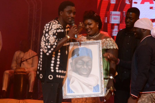 220 IMAGES ÉDITIONS 03: SARGAL DJIGUENE, Baye Ndiaye AL BOURAKH EVENTS RÉUSSIT LE PARI DE LA MOBILISATION,WALY SECK HAUSSE LE TON AU GRAND THEATRE. 220 IMAGES ÉDITIONS 03: SARGAL DJIGUENE, Baye Ndiaye AL BOURAKH EVENTS RÉUSSIT LE PARI DE LA MOBILISATION,WALY SECK HAUSSE LE TON AU GRAND THEATRE.