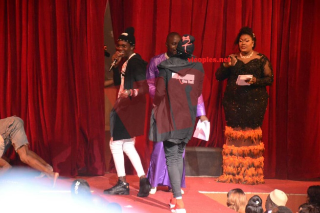 SARGAL DJIGUENE: Mbathio Ndiaye, Ndiolé Tall et Basse Thioune "Noy Moyto Sa Nonne" mettent le feu au grand theatre en premières parties