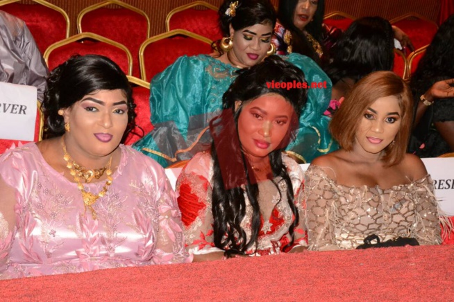 SARGAL DJIGUENE: Welly Ndiaye,la soeur de Aziz Alé Ndiaye dans les Loges du VIP PRESTIGE au grand Théâtre. SARGAL DJIGUENE: Welly Ndiaye,la soeur de Aziz Alé Ndiaye dans les Loges du VIP PRESTIGE au grand Théâtre.