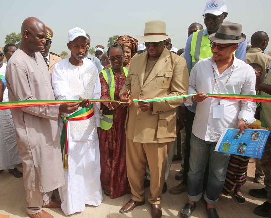 Souleymane Jules Diop annonce la construction de 300 postes de santé sur toute l’étendue du territoire Souleymane Jules Diop annonce la construction de 300 postes de santé sur toute l’étendue du territoire