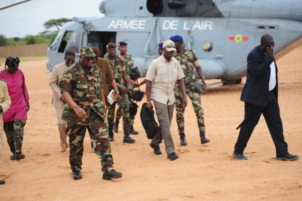Retrait des forces de la Cedeao: Macky Sall renvoie la balle à Adama Barrow Retrait des forces de la Cedeao: Macky Sall renvoie la balle à Adama Barrow