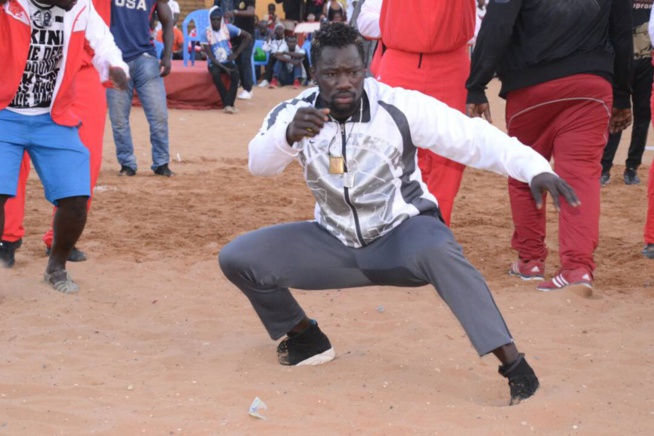 Urgent: Boy Niang a pris la décision d’offrir son drapeau à Ama Baldé