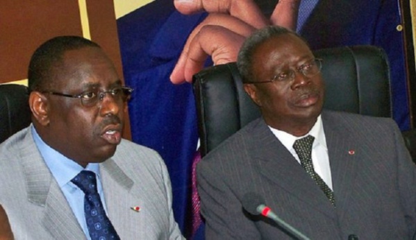 Le Président Macky Sall pensait que Robert Sagna était dans l'hélicoptère qui a fait le crash Le Président Macky Sall pensait que Robert Sagna était dans l'hélicoptère qui a fait le crash