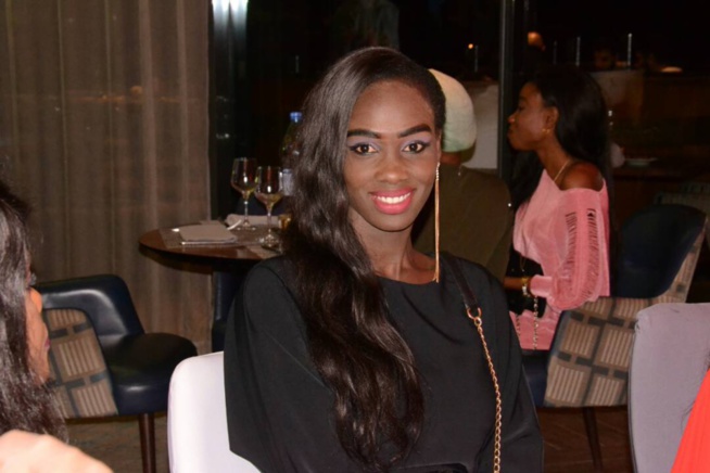 Les belles "Sangne Sé" des Sénégalais présentent à la 1 ere édition Tapis Rouge Chic & Élégant de la collection Mata Style. Les belles "Sangne Sé" des Sénégalais présentent à la 1 ere édition Tapis Rouge Chic & Élégant de la collection Mata Style.