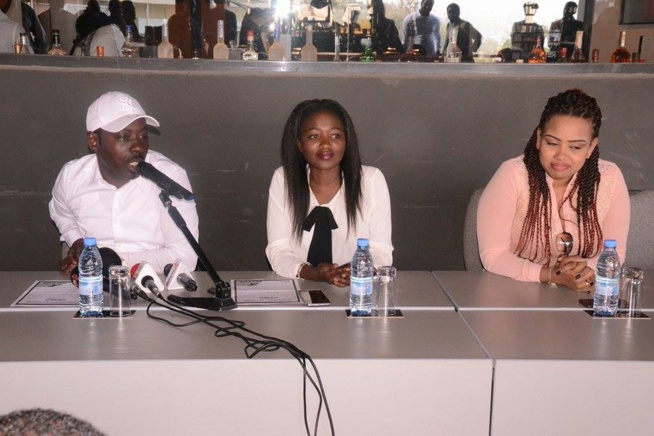 1 an ça se féte,KING FM qui vient de faire un chiffre d'affaire de plus de 100 millions , le Directeur de la radio Boubacar Diallo face à la presse, j'ai atteint mon objectif face à Youssou Ndour.
