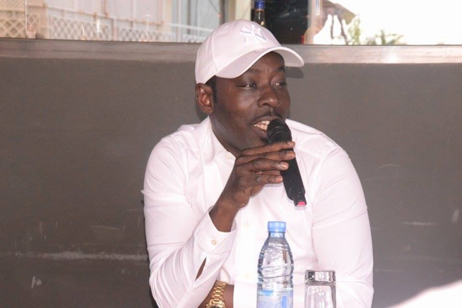 1 an ça se féte,KING FM qui vient de faire un chiffre d'affaire de plus de 100 millions , le Directeur de la radio Boubacar Diallo face à la presse, j'ai atteint mon objectif face à Youssou Ndour.