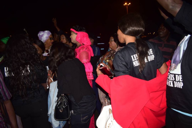 PRIX NELSON MANDELA: En images , l'arrivee du Pdt Mbagnick Diop a Dakar ce mercredi à 21heures. PRIX NELSON MANDELA: En images , l'arrivee du Pdt Mbagnick Diop a Dakar ce mercredi à 21heures.